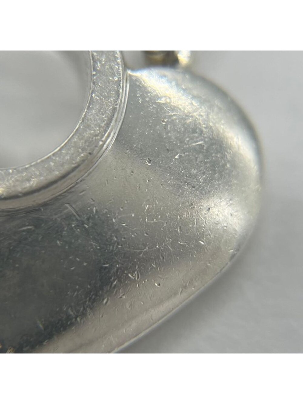 Gucci Heart Chain Necklace - Picture 6 of 15